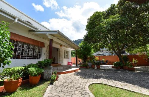 Beau Vallon Bed & Breakfast | Jessies Guest House Seychelles