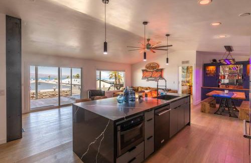 Havasu Lake House | Jet Boat Billy's Speed Shop - Lake Havasu