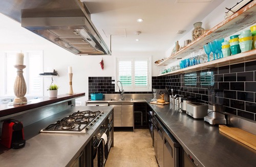 Bondi Beach House | Jet Flamingo Villas