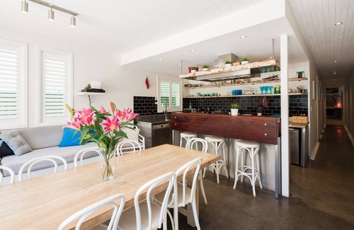 Bondi Beach House | Jet Flamingo Villas
