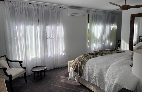 Coffs Harbour House | Jetty beach shack