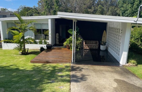 Coffs Harbour House | Jetty beach shack