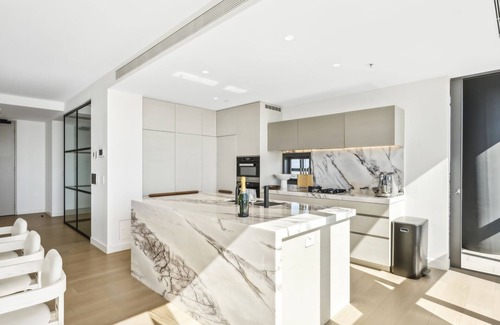 Surfers Paradise Apartment | Jewel Beachfront Residences 3 Bedroom Sub Penthouse