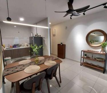 Bandar Tun Razak Apartment | JF Home Stay,Bukit Jalil,Pavilion