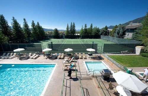 Teton Village Condo | JHRL - Gros Ventre A10 - Cozy mountain condo