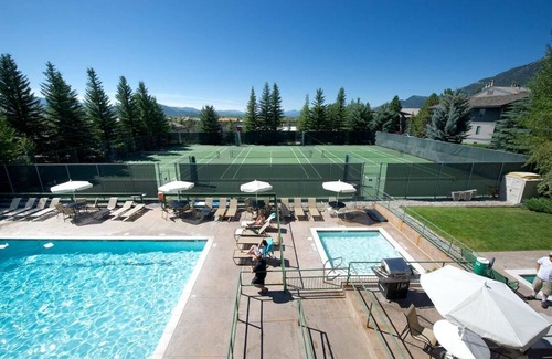 Teton Village Condo | JHRL - Slope-side Whiteridge B5 Condo - Walk to Tram