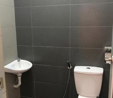 Taman Desa Tebrau House | Jiaxin Homestay - Desa Terbau 家馨民宿