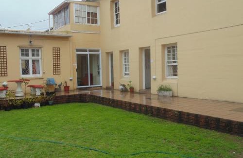 Port Elizabeth Central Hostel | Jikeleza Lodge