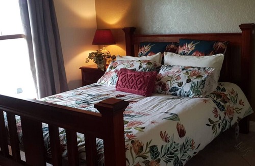 Buln Buln Other | Jilly Park Farm Experience - Discover Rustic Charm and Tranquil Farm Life in West Gippsland Inc Breakfast