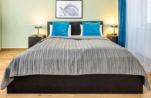 Landstrasse Apartment | Jimmy's Apartments Emerald