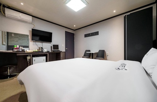 Jincheon Hotel | Jincheon G7