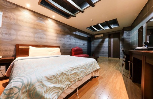 Jincheon Hotel | Jincheon Palace