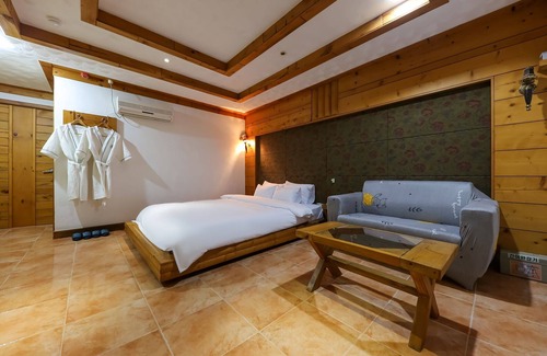 Jincheon Hotel | Jincheon Tyrol