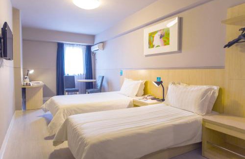 Linhai Hotel | Jinjiang Inn Lin Hai Chong He Men