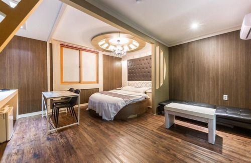 Chinju Hotel | Jinju Casa