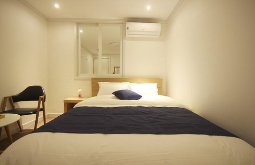 Chinju Hotel | Jinju Line