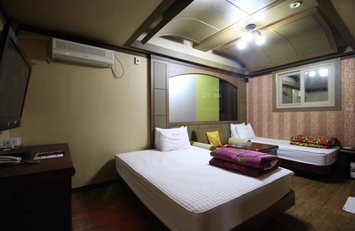 Jinju Hotel | Jinju MT