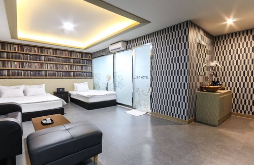 Chinju Hotel | Jinju Queens