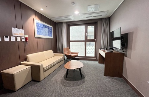 Jinju Hotel | Jinju Raon Stay in Perla