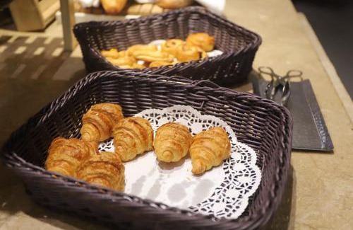 Jian Ye Hotel | Jinling Riverside Hotel