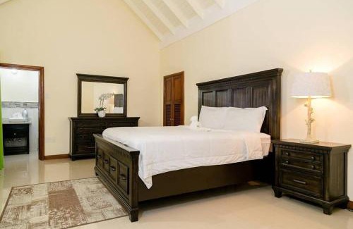 Spanish Town Apartment | JJ Daze Vacation Home