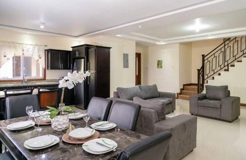 Spanish Town Apartment | JJ Daze Vacation Home