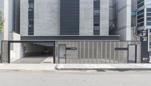 Bundang-gu Hotel | JJ Hotel