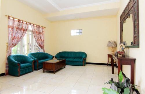 Catur Tunggal House | JJ House Gejayan