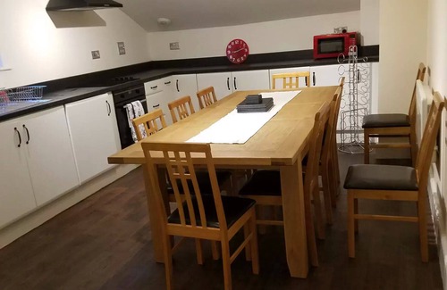 Stourport-on-Severn House | JJ's "Gin Palace" luxury riverside townhouse