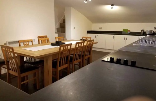 Stourport-on-Severn House | JJ's "Gin Palace" luxury riverside townhouse