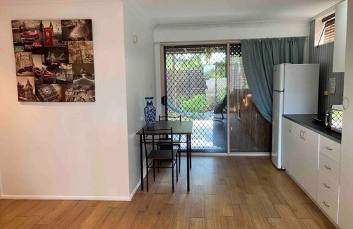 Tannum Sands Apartment | JJ’s Nest near Boyne River & Beach