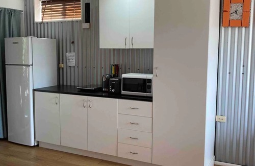 Tannum Sands Apartment | JJ’s Nest near Boyne River & Beach