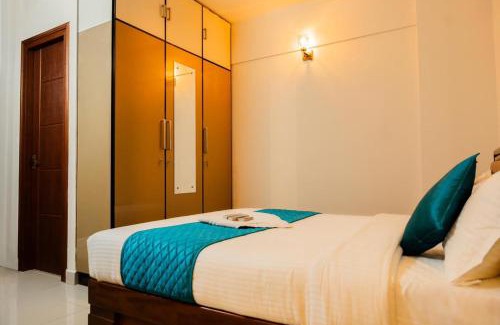 Kaloor Hotel | jk grand hotel