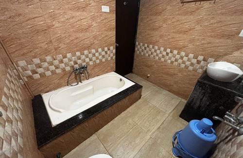 Mhsala Hotel | JK Sea Palace
