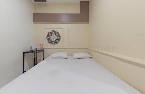 Karawang Timur Hotel | JM Guest House Lamaran RedPartner