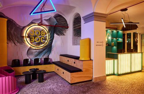 Repubblica Hostel | JO&JOE ROMA