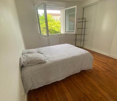Jaunay-Clan House | jocelyne