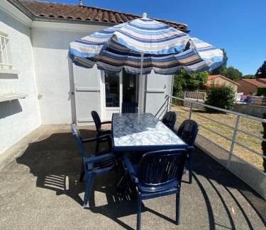 Jaunay-Clan House | jocelyne