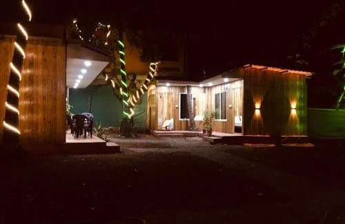 Arambol Hotel | Joes Cottage and Caffe
