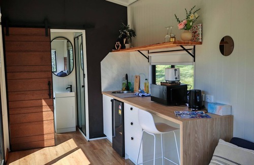Braemar Bay House | Joey @ Braemar Bay Holiday Park