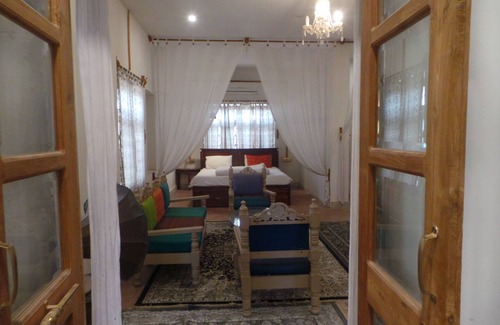 Uchiyarda Hotel | Jog Niwas By Banera