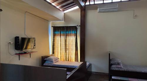 Central Yogyakarta House | Jogja Classic Homestay Syariah