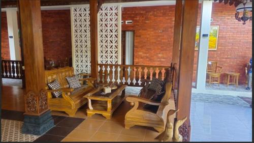 Timbulharjo House | Joglo Rahayu Homestay tembi