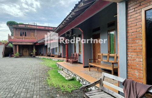 Pendowo Hotel | Jogo Segoro Homestay Mitra RedDoorz near Pantai Sundak Gunungkidul