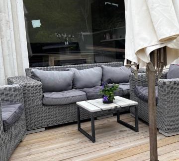 Saro Apartment | Johannas ranch lgh ovan stallet
