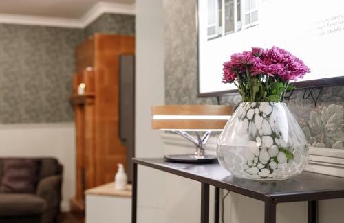 Ylamylly Hotel | Johanssonin talo 1849