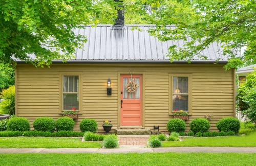 Bardstown Cottage | John Fitch Cottage, 1BR - Patio - Downtown