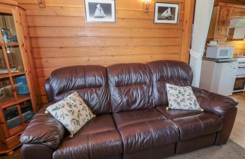 Morpeth House | John's Cabin