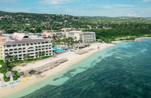 Coral Gardens Resort | JOIA Rose Hall by Iberostar - Adults Only All Inclusive Resort