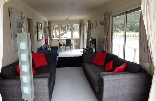 Kawau Island House | Joie de Vivre. Stunning and unique.